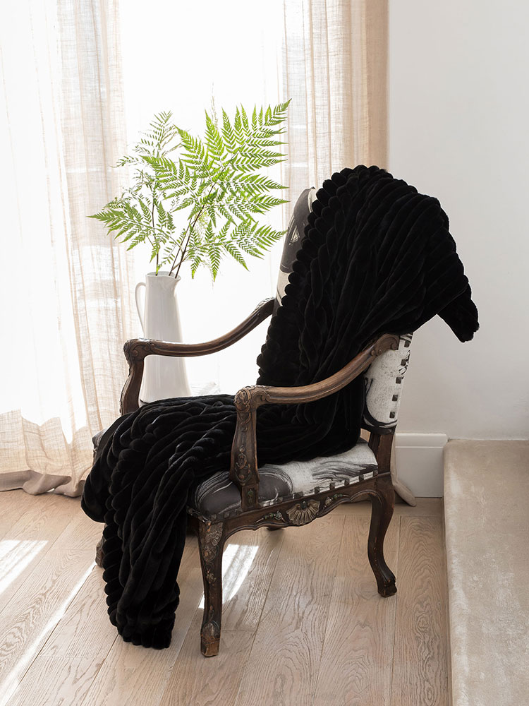 Decadence Black Throw