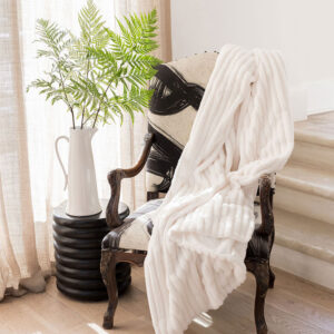 Decadence Pearl Throw