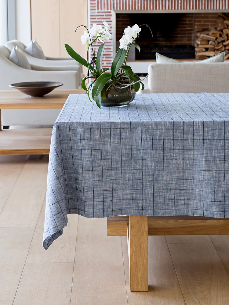 Oxford Grid Navy Tablelinen